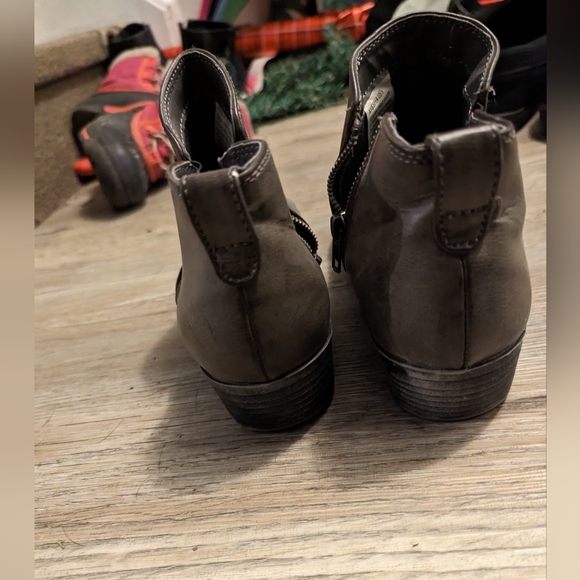 Zigi Soho Grey Ankle Boots Size 9 - Picture 2 of 5